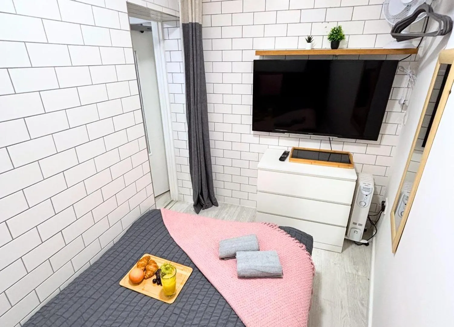 Apartment Brighton Coastal Bliss - 3 Bedroom Ap For Big Families And Group Up To 10